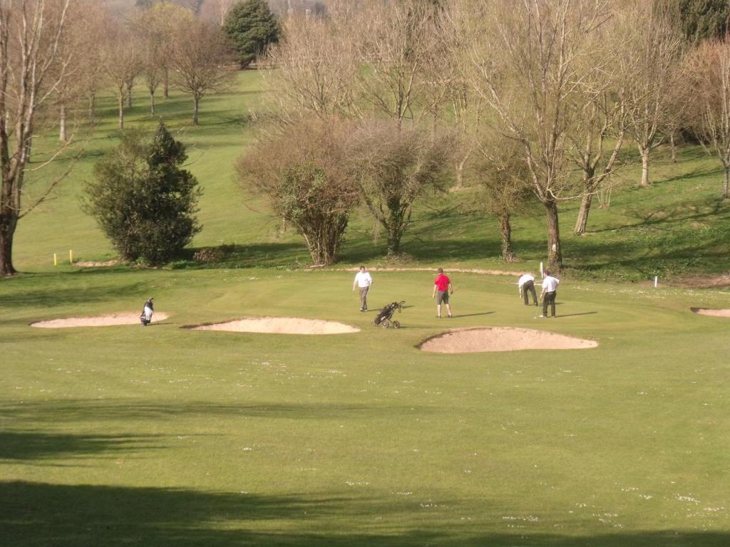 St Mary'S Hotel Golf & Country Club 펜코드 외부 사진